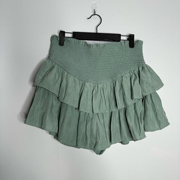Mustard Seed‎ Women’s Sage Green Smocked Waist Tiered Mini Skort Size L NWT - Picture 5 of 7